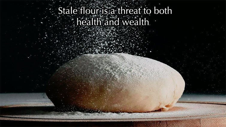 रात में बचा आटा रखता है मां लक्ष्मी को दूर? जानिए नुकसान