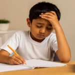 Study Pressure: बच्चोंस पर अत्यधिक पढ़ाई का दबाव क्यों है हानिकारक