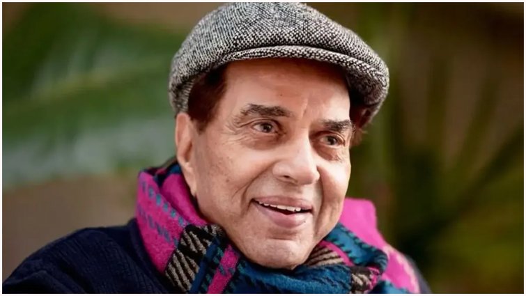 धर्मेंद्र (Dharmendra) के अंतिम संस्कार में बॉलीवुड के कई बड़े सितारे शामिल हुए।