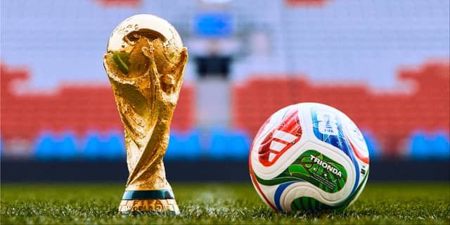 FIFA World Cup 2026 पर संकट, सुरक्षा और अरबों की फंडिंग बनी बड़ी मुसीबत, क्या टल जाएगा फुटबॉल का महाकुंभ?