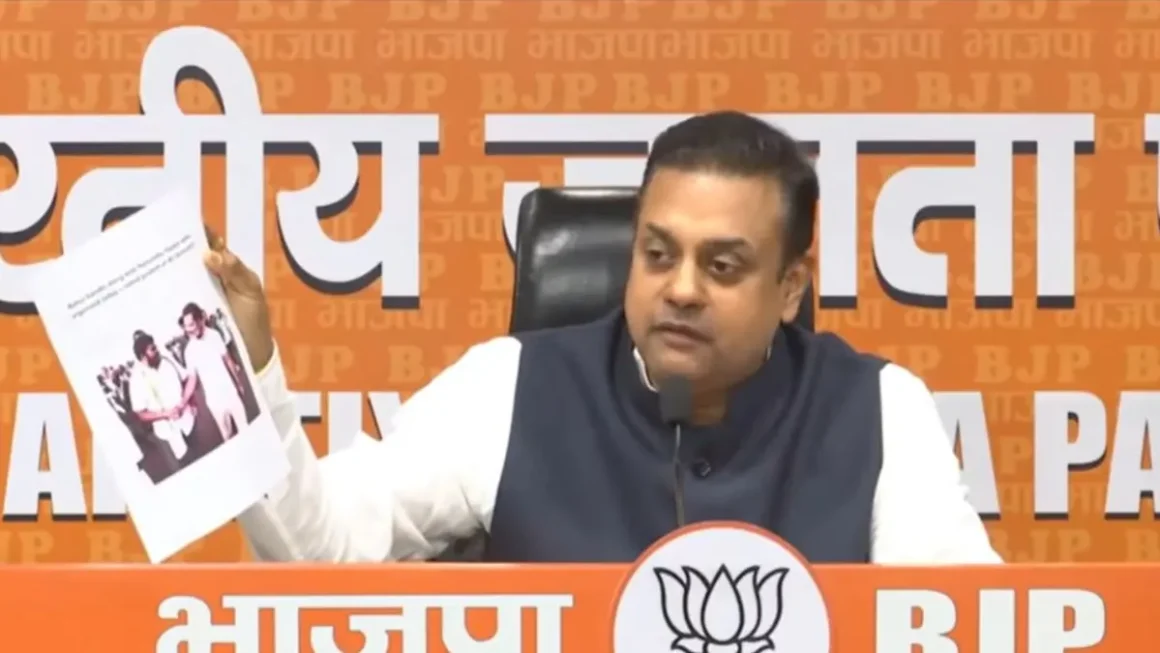 AI Summit में यूथ कांग्रेस का ‘शर्टलेस’ तमाशा, राहुल गांधी के ‘सिपाही’ पर भड़की बीजेपी