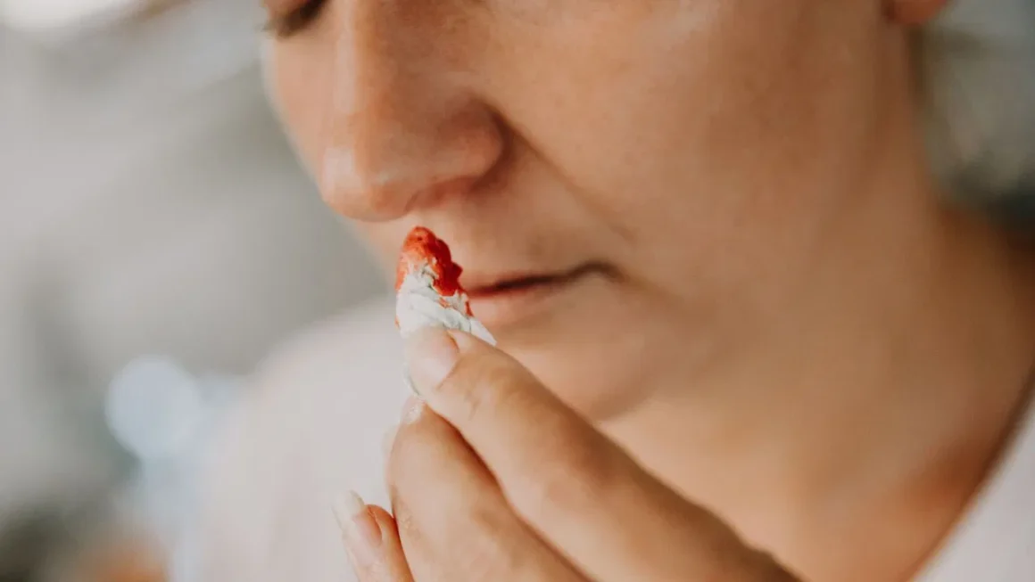 Nosebleeds in Summer: गर्मियों में नाक से खून आने की समस्या, जानें नकसीर के कारण और बचाव के उपाय