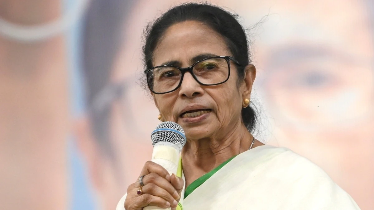 Mamata Banerjee FIR