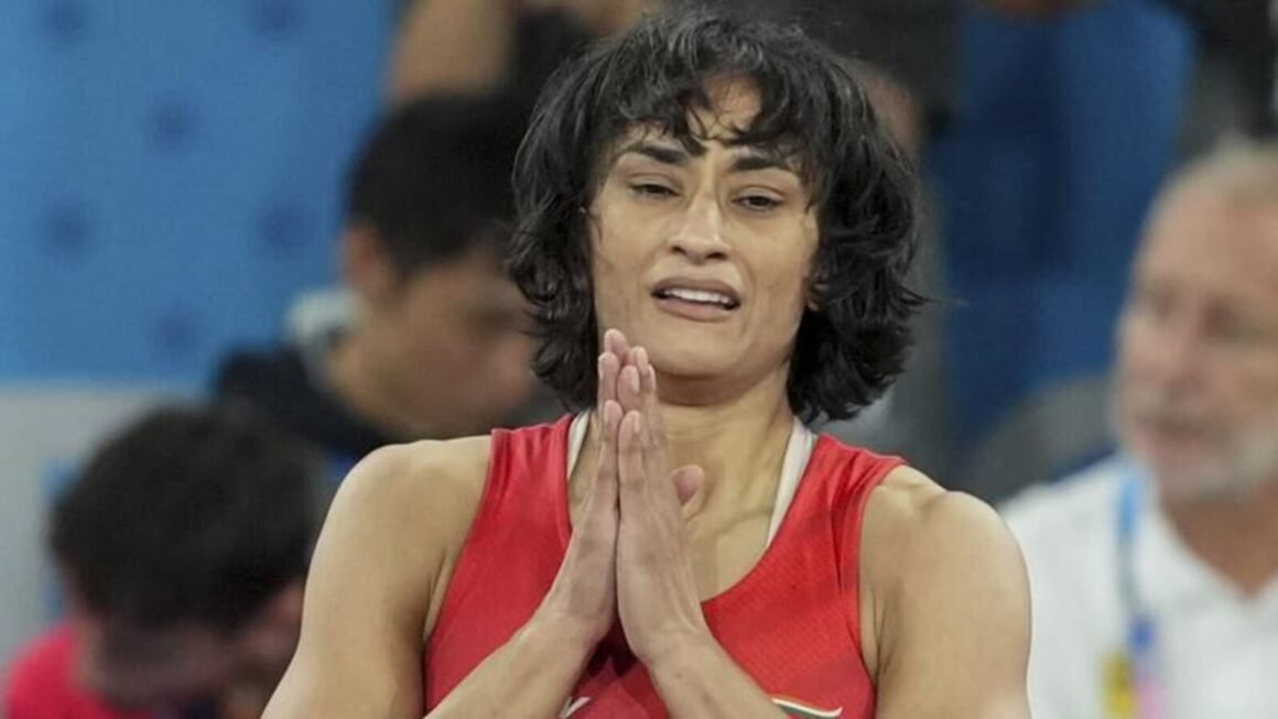 Vinesh Phogat SC : विनेश फोगाट के खिलाफ सुप्रीम कोर्ट पहुंचा कुश्ती संघ, क्या रुक जाएगा उनका सफर?