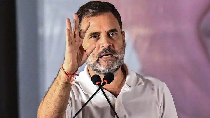 INDIA Alliance Meeting : इंडिया गठबंधन बैठक में राहुल गांधी का हमला, वोट चोरी से BJP-RSS तक साधा निशाना