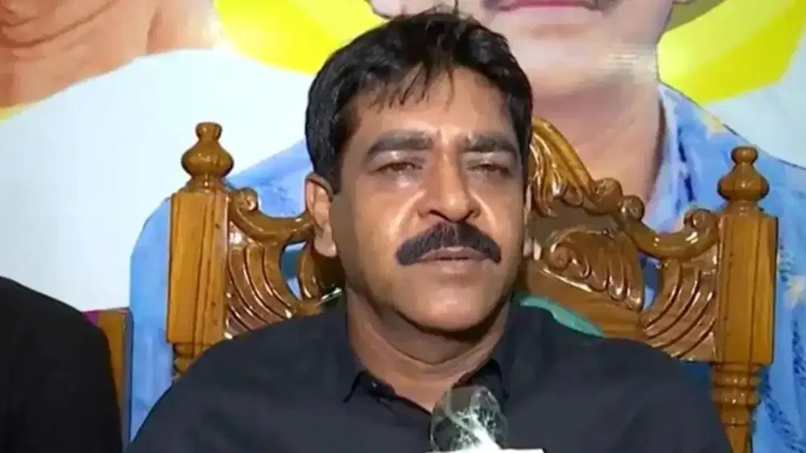 Saokat Molla Arrested : बंगाल में टीएमसी को बड़ा झटका, NIA ने पूर्व विधायक शौकत मोल्ला को किया गिरफ्तार