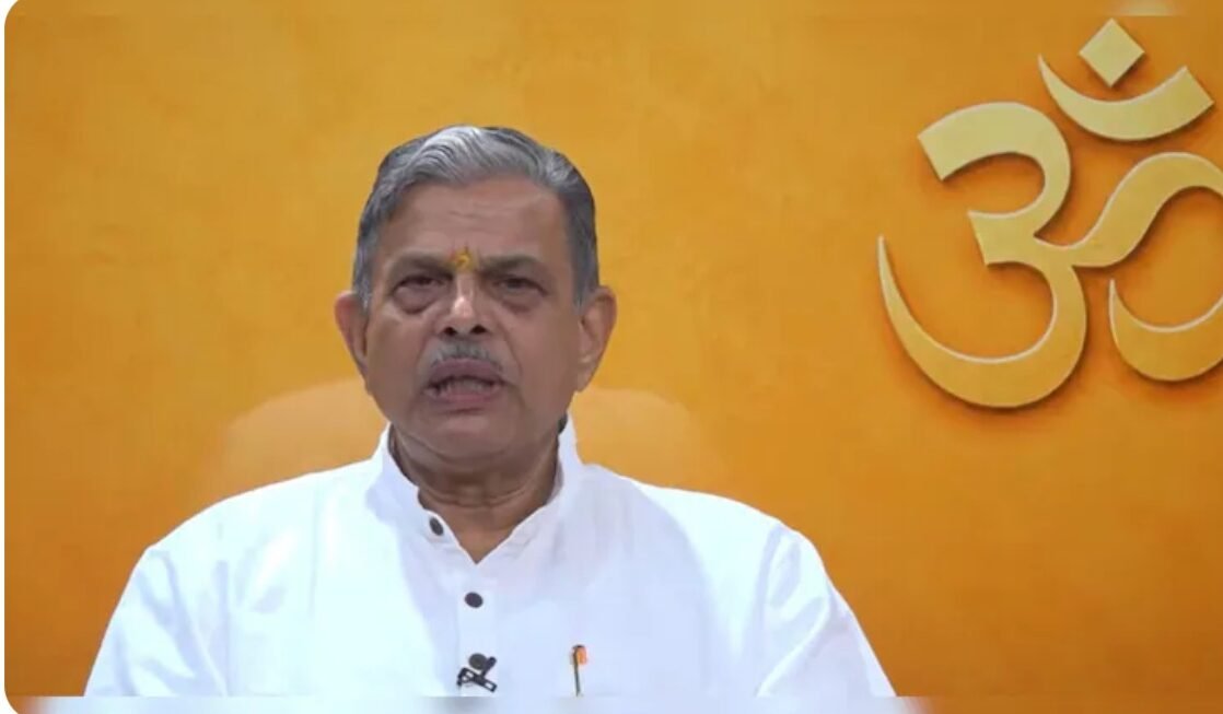 Ram Mandir Donation Case:  राम मंदिर चढ़ावा चोरी विवाद पर RSS का पहला रिएक्शन, कहा- राम भक्तों की भावना को आघात पहुंचा