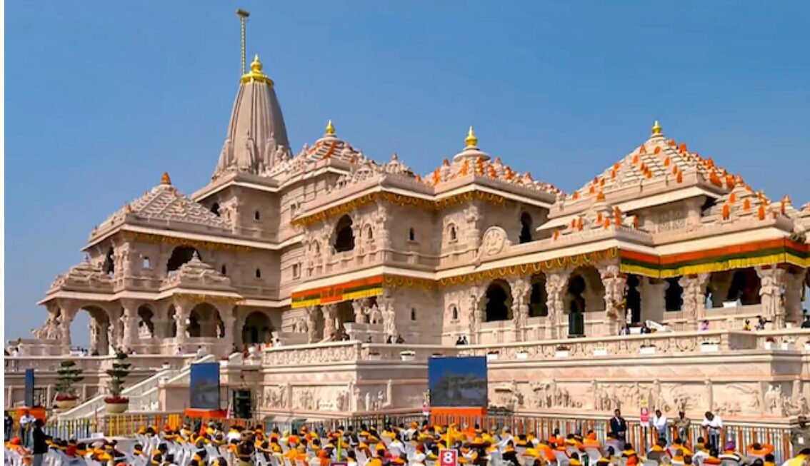 Ram Mandir News: वेतन नहीं मिलने का आरोप, चढ़ावा गिनने वाले 20 से ज्यादा कर्मचारियों ने दिया इस्तीफा