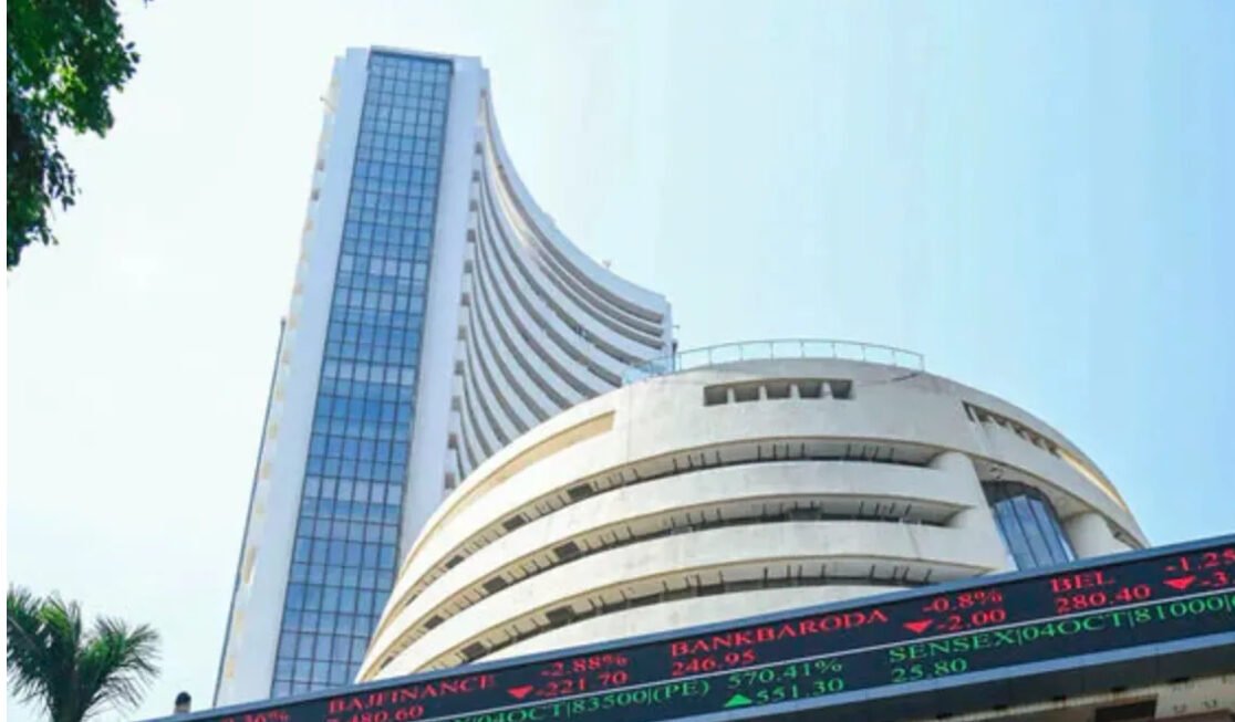 Stock Market Today: सेंसेक्स और निफ्टी बढ़त के साथ खुले, शुरुआती कारोबार में दिखी हल्की तेजी