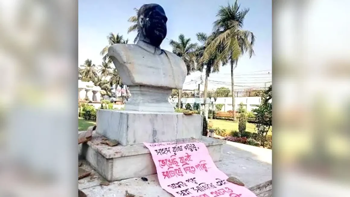 West Bengal News : कोलकाता में डॉ श्यामा प्रसाद मुखर्जी स्मारक में तोड़फोड़, जयंती से पहले बढ़ा विवाद