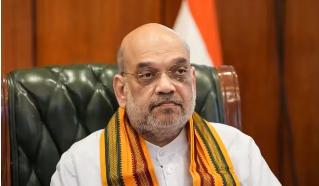 Amit Shah on Infiltrators: भारत कोई धर्मशाला नहीं, घुसपैठियों पर शाह का बड़ा बयान; जानिए क्या है सरकार का प्लान
