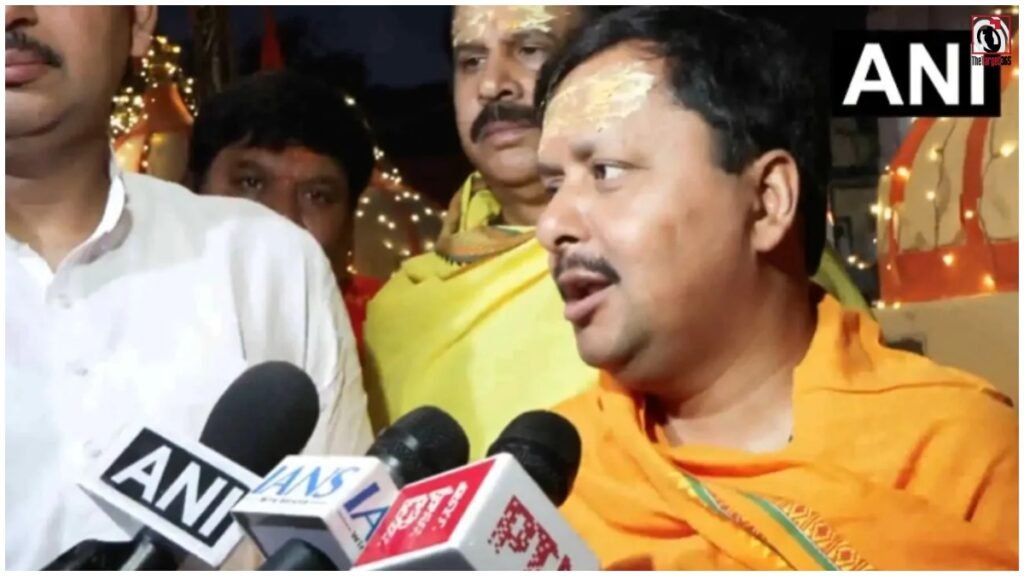 Nitin Nabin Mahakal : उज्जैन में महाकाल के दर पहुंचे नितिन नवीन, भस्म आरती में लिया हिस्सा